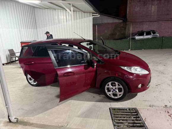 Sahibinden Ford Fiesta 1.4 Titanium X 2011 Model 