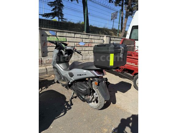 Sahibinden Revolt RSX4  Bakımlı temiz kullanılmış 2700km
