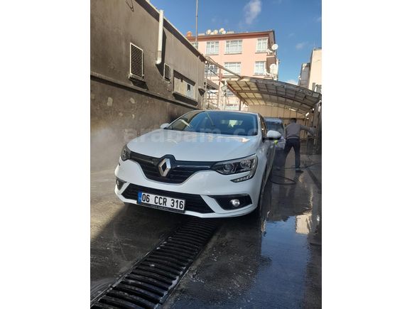 Sahibinden Renault Megane 1.3 TCe Joy 2020 Model