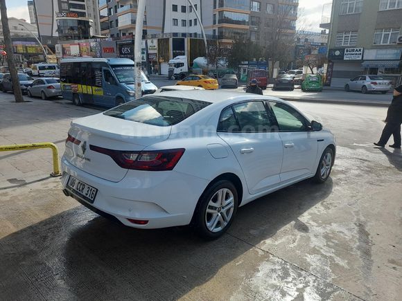 Sahibinden Renault Megane 1.3 TCe Joy 2020 Model