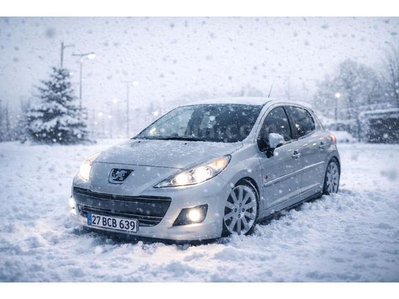 Sahibinden Peugeot 207 1.4 HDi Envy 2011 Model