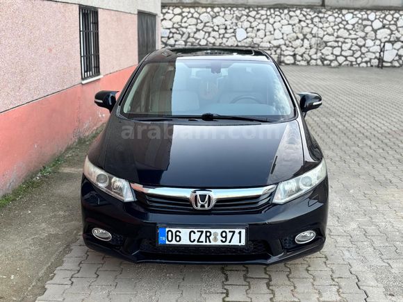 Sahibinden Honda Civic 1.6i VTEC ECO Elegance 2012 Model