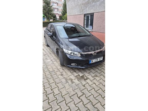 Sahibinden Honda Civic 1.6i VTEC ECO Elegance 2012 Model