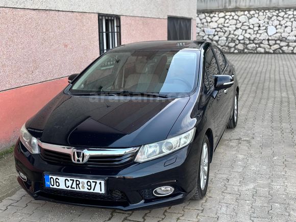 Sahibinden Honda Civic 1.6i VTEC ECO Elegance 2012 Model