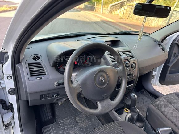 Sahibinden Renault Megane 1.6 Authentique 2004 Model