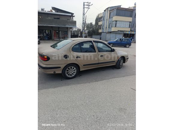 Sahibinden Renault Megane 2.0 RXT 1998 Model