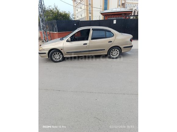 Sahibinden Renault Megane 2.0 RXT 1998 Model