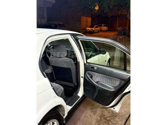Sahibinden Honda Civic 1.4 i S 2000 Model