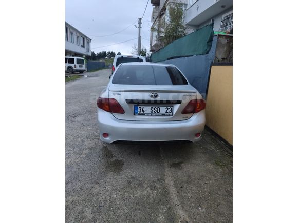 Sahibinden Toyota Corolla 1.4 D-4D Comfort 2009 Model  426.000 km Gri (Gümüş)