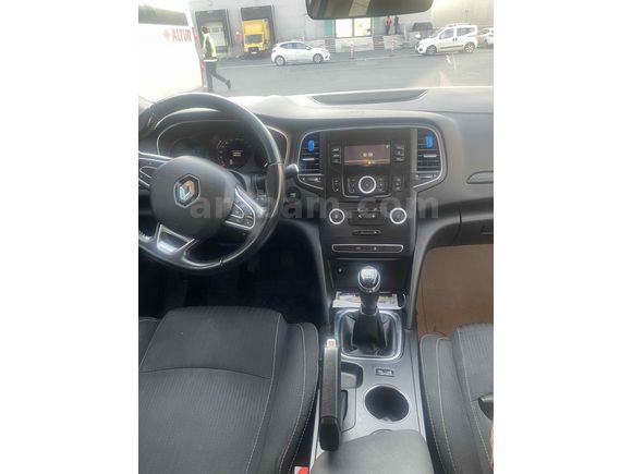 Sahibinden Renault Megane 1.5 dCi Touch 2017 Model 