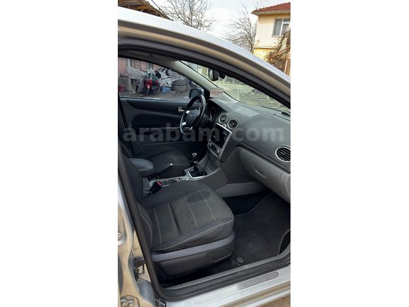 Sahibinden Ford Focus 1.6 TDCi Titanium 2010 Model 