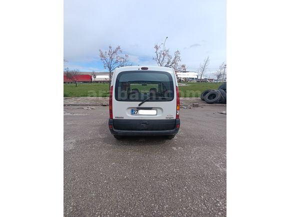 HUSUSİ OTOMOBİL RUHSATLI KLİMALI KANGOO 1.5 DİZEL AİLE ARACI