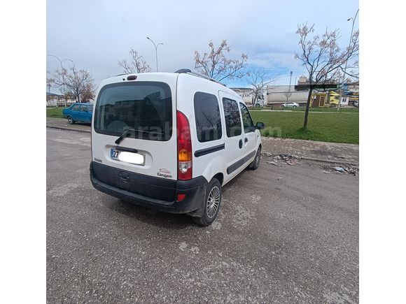 HUSUSİ OTOMOBİL RUHSATLI KLİMALI KANGOO 1.5 DİZEL AİLE ARACI