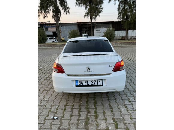 Değişensiz Boyasız Tramersiz  140 binde 1.6 HDI ALLURE