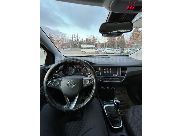 İlk Sahibi öğretmenden Opel Crossland 1.2 T Essential 2021 Model