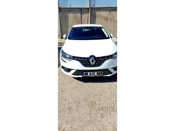 Sahibinden Renault Megane 1.5 dCi Icon 2018 Model  120.000 km Beyaz