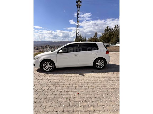 Sahibinden Volkswagen Golf 1.6 TDi Highline 2012 Model  173.000 km Beyaz