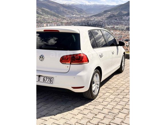 Sahibinden Volkswagen Golf 1.6 TDi Highline 2012 Model  173.000 km Beyaz