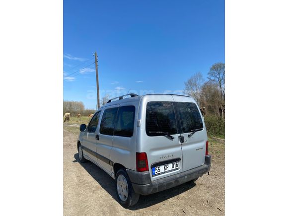 OTOMOBİL RUHSATLI DEĞİŞENSİZ TEMİZ AİLE ARACI