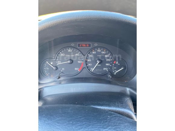 OTOMOBİL RUHSATLI DEĞİŞENSİZ TEMİZ AİLE ARACI