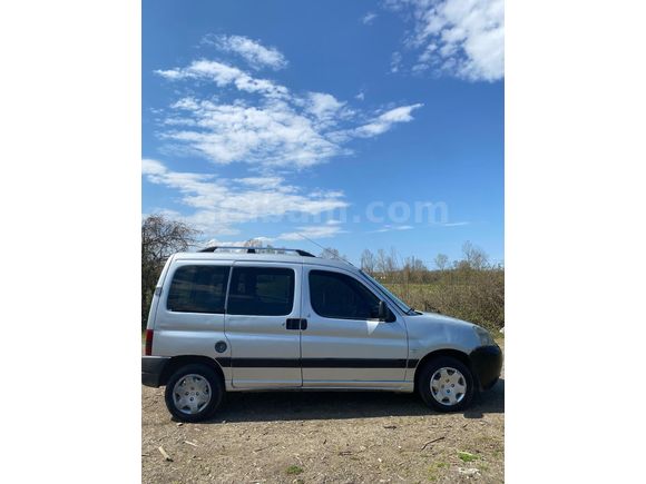 OTOMOBİL RUHSATLI DEĞİŞENSİZ TEMİZ AİLE ARACI