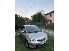 Sahibinden Honda Jazz 1.4 ES 2005 Model  157000 km Bej