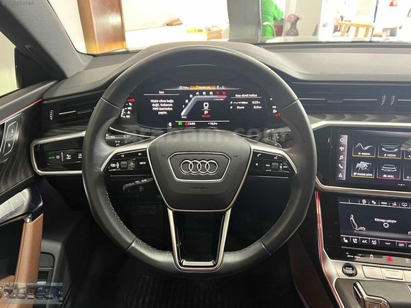 SADECE 8 BİN KM İLK ELDEN HATASIZ BOYASIZ AUDİ A7 45TFSI QUATRO