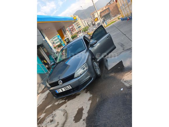 Sahibinden Volkswagen Jetta 1.6 TDi Trendline 2011 Model