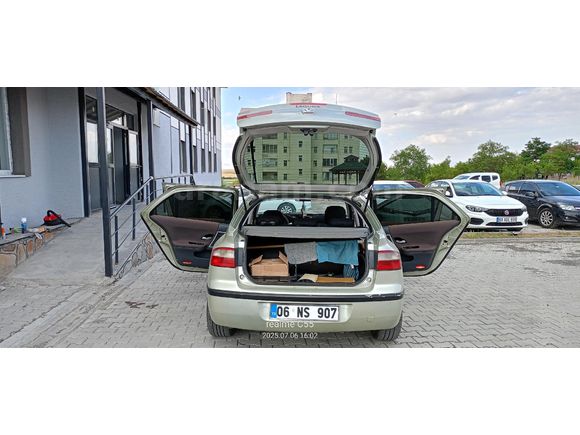 Sahibinden Renault Laguna 1.6 Expression 2004 Model  377.000 km Yeşil