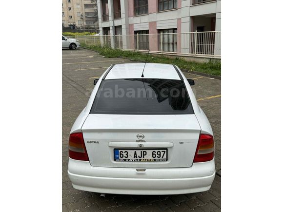 Değişensiz Opel Astra 1.6 Elegance 2004  
