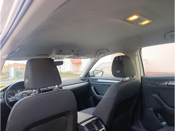 Sahibinden Skoda SuperB 1.6 TDI Active 2017 Model  250.000 km Beyaz
