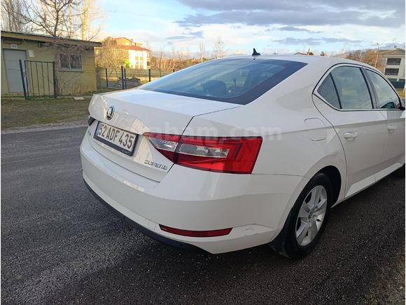 Sahibinden Skoda SuperB 1.6 TDI Active 2017 Model  250.000 km Beyaz