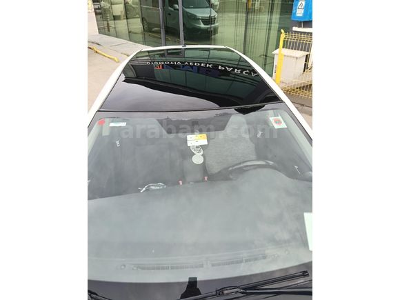 Sahibinden Toyota Auris 1.4 D-4D Active Skypack 2013 Model