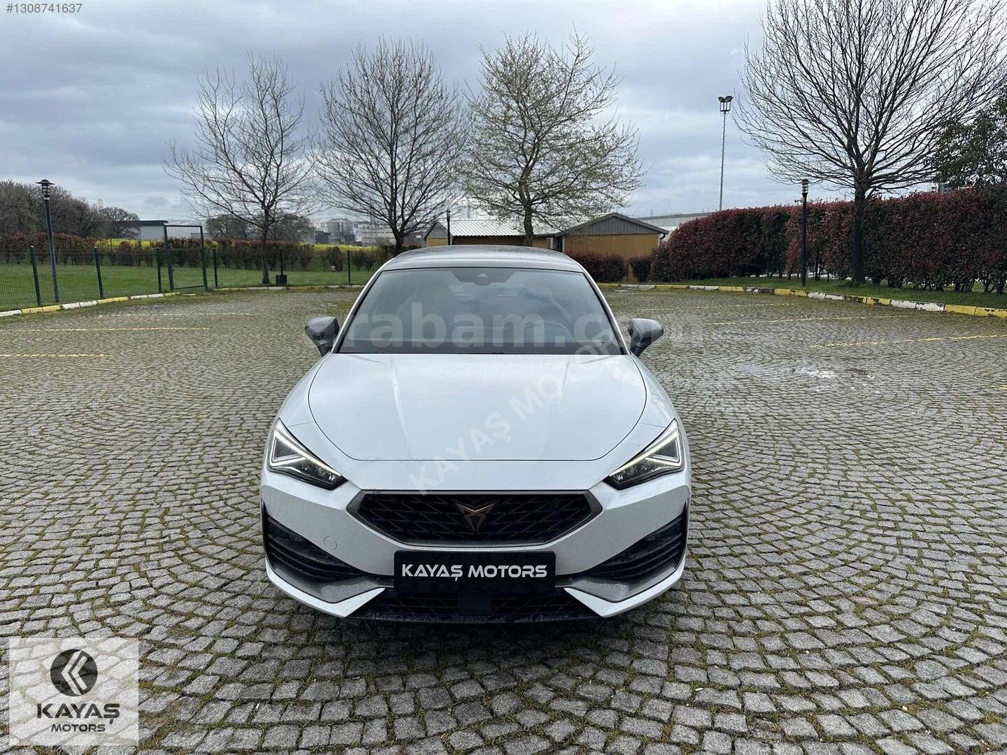 Galeriden Cupra Leon 1.5 eTSI Standart 2023 Model Bursa 31.500 km Beyaz 2