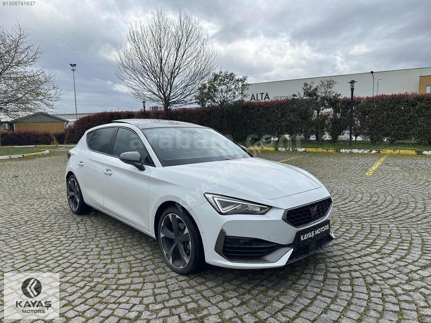 Galeriden Cupra Leon 1.5 eTSI Standart 2023 Model Bursa 31.500 km Beyaz 3