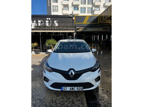 Sahibinden Bayan Öğretmenden  Renault Clio 1.0 SCe Joy 2020 Model