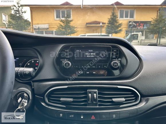 HAKAN OTOMATİV'DEN TEMİZ BAKIMLI FİAT EGEA 1.3 MULTİJET EASY