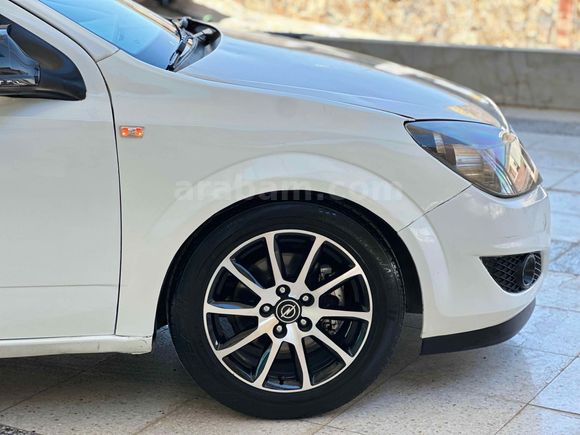 Sahibinden Opel Astra 1.6 Edition 2011 Model 
