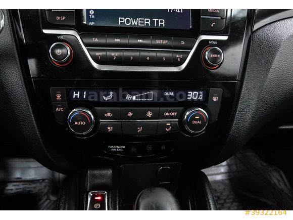 BAKIMLI 2017 Qashqai 1.2 DIG-T Sky Pack CAMTAVAN 86 BİNKM
