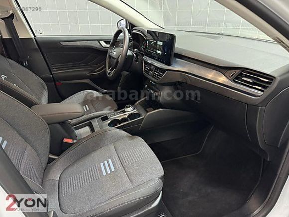 FİAT YÖN'DEN FOCUS 1.5 ECOBLUE ACTİVE STİL 8'BİNDE ORİJİNAL