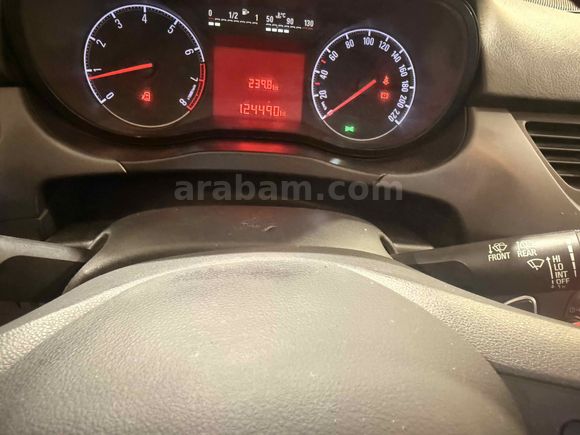 Sahibinden Opel Corsa 1.2 Essentia 2015 Model 