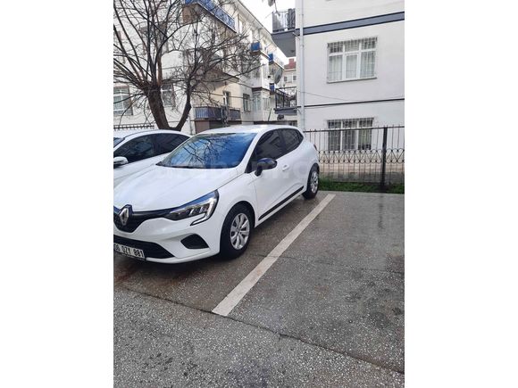 Sahibinden Renault Clio 1.0 SCe Joy 2023 Model 