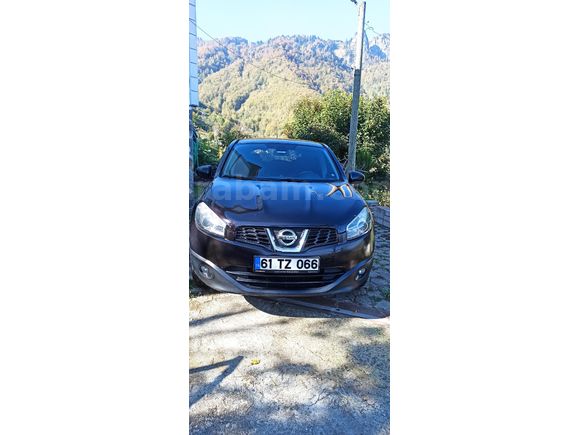 Sahibinden Nissan Qashqai 1.5 dCi Tekna Pack 2012 Model  200.000 km Siyah