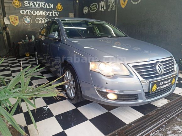 Sahibinden Volkswagen Passat 1.4 TSi Comfortline 2010 Model 
Aracım 2010 Passat 1.4 TSI dsg otomatik 7 ileri F1 vites 273000 km Gri (Gümüş)