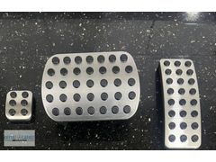 MERCEDES PEDAL SETİ CLA/GLA/A/B/ML SERİLERİ W117 W176 (GET AÇLR)