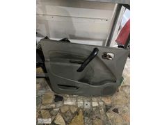 Renault kangoo sol ön kapı döşemesi