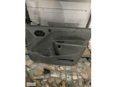 Renault kangoo sağ kapı döşemesi
