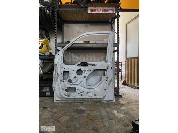 Ford connet sağ ön kapı