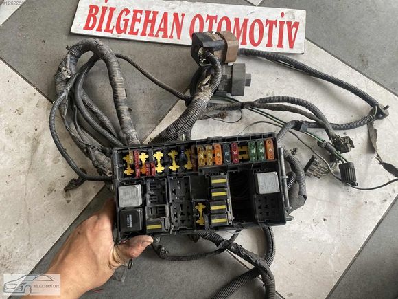 Ford connet sigorta kutusu 98AG14A142AD