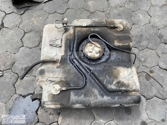 Ford connet yakıt deposu